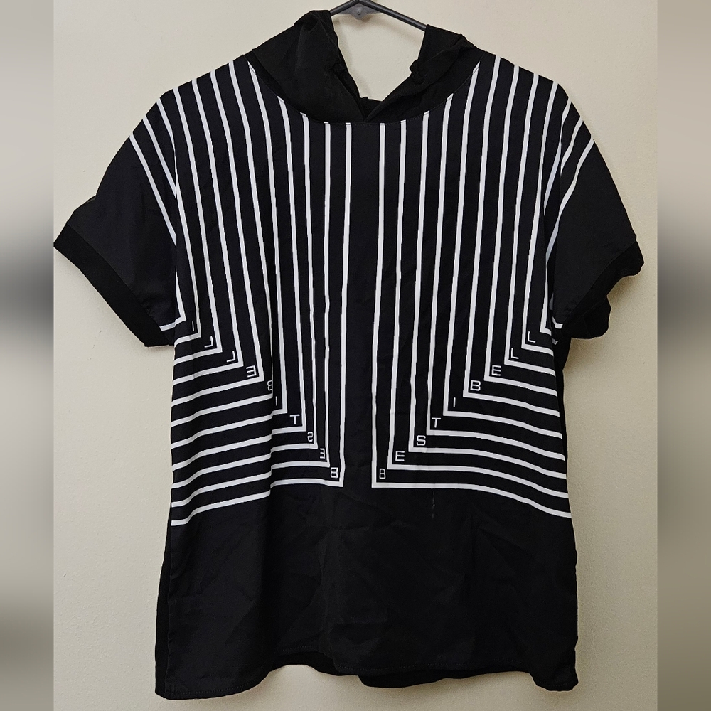 Besti Belli Top With Hood